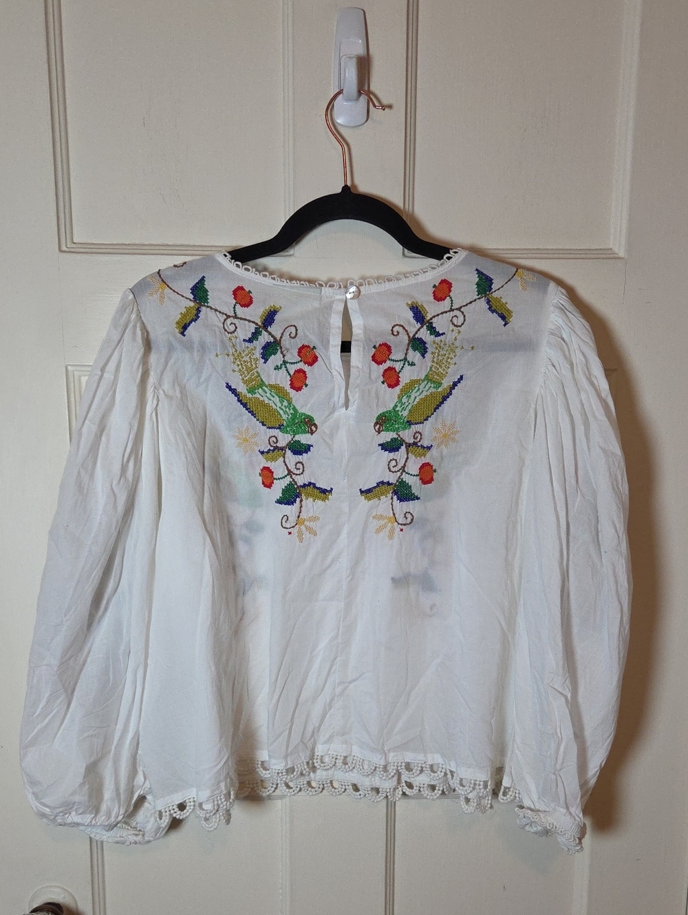 FARM Rio Pitanga Embroidered Blouse In White Multi Color Embroudery Size Large - Picture 14 of 16
